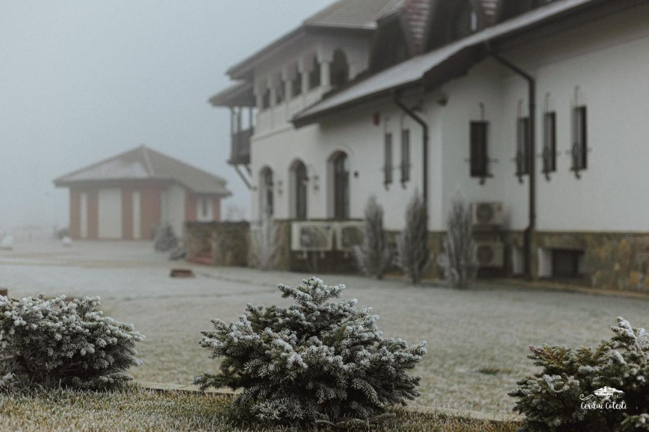 Cerdac Cotesti Golestii de Sus Exteriér fotografie